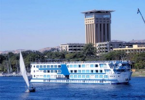 Cruises, Nile river , Egypt, Luxor, aswan, Esna, Edfu,
